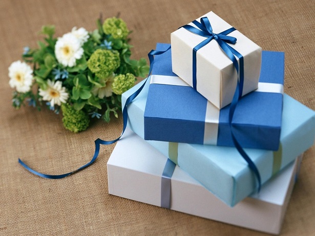 Floral Gift Combinations