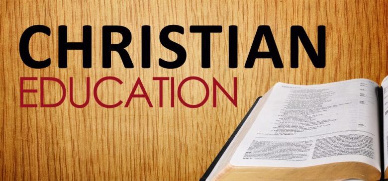 5 Christian Education Options for Your Elementary School Student